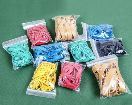 bands of rubbers: assorted colour & size rubber bands
