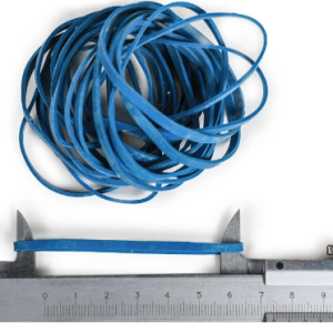 elastic / rubber bands size 32 blue