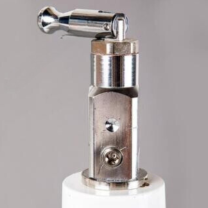 oxygen cylinder: 3 litre.