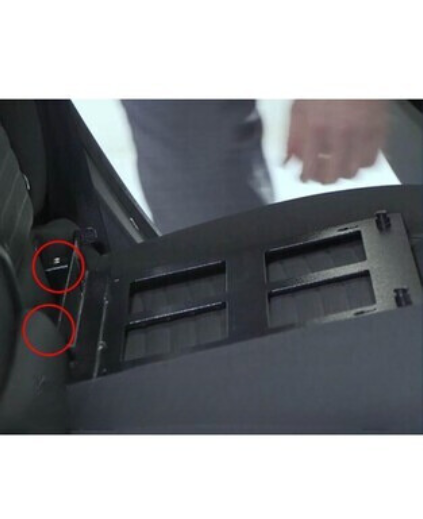 rigidized aluminium safe complete with isofix dock pangolin